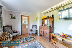Sitting Room- click for photo gallery